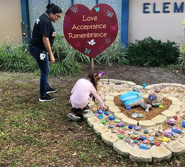 Heart Rock Garden Picture 2